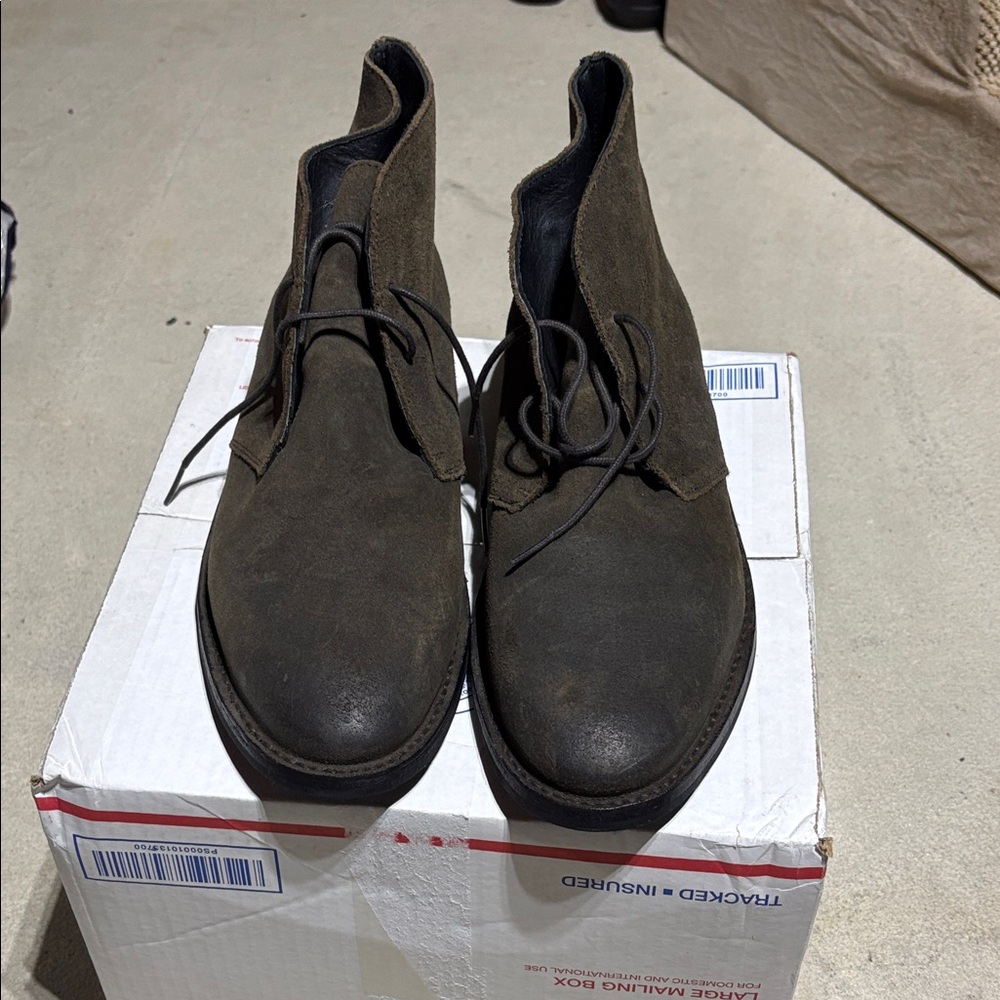 Thursday Boot Company Men's Dark Brown Suede Chukka Boots